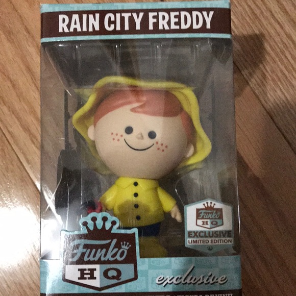 Rain city Freddy funko pop - Picture 1 of 1
